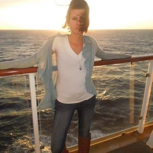 Meet your Posher, Holly